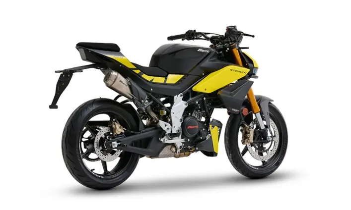 NEW FANTIC STEALTH 125 NAKED moto motorbike punto motor brugherio monza brianza provincia di milano